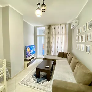 Pleasing Place With Free Parking On Site In Komuna E Parisit Apartment